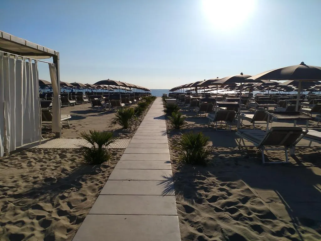 Palace Hotel Milano Marittima 5*,  Italy