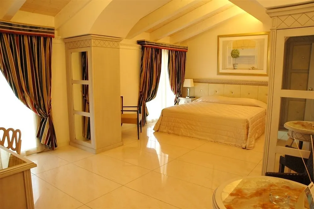 Palace Hotel Milano Marittima 5*,