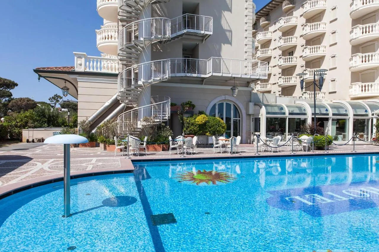 Palace Hotel Milano Marittima 5*,  Italy